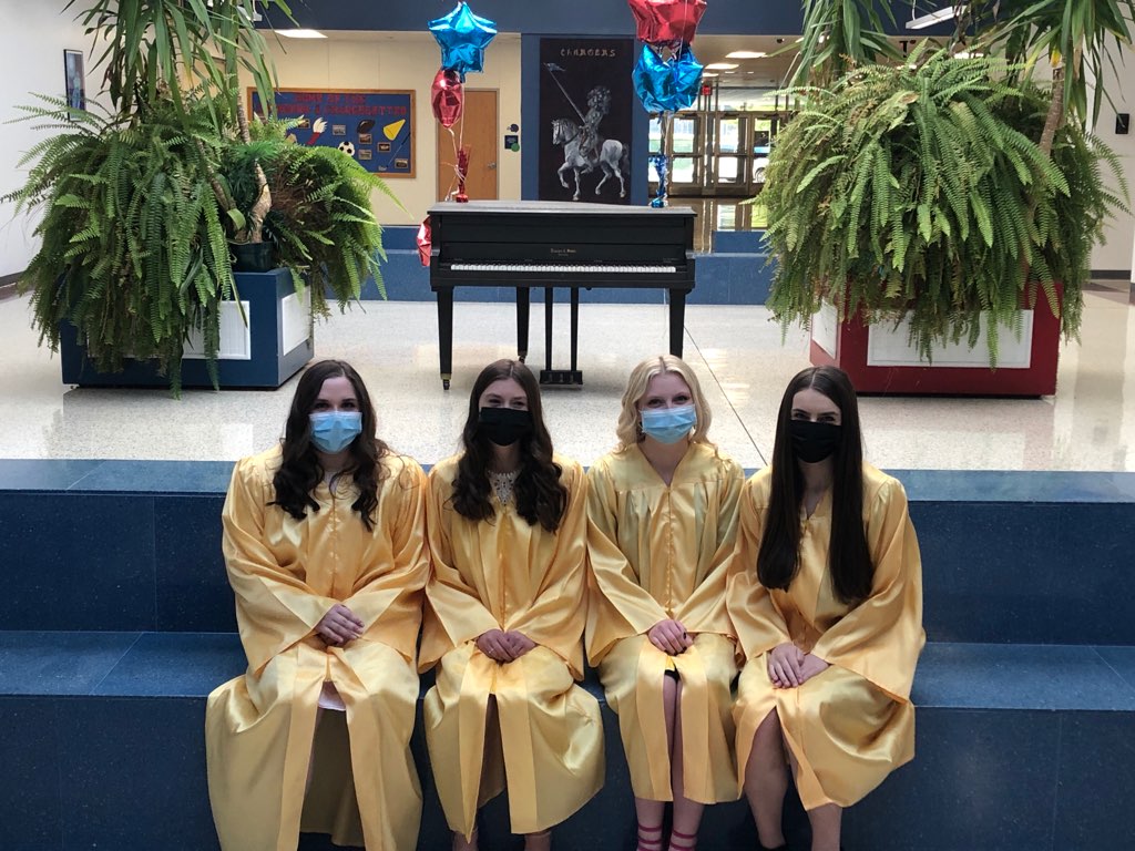 Carbondale Area Hosts National Honor Society Induction Ceremony